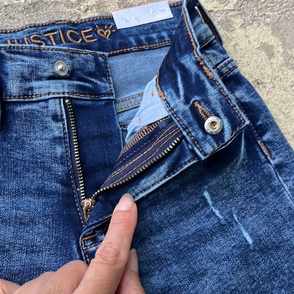 New justice mini mom and Jean - Picture 3 of 12